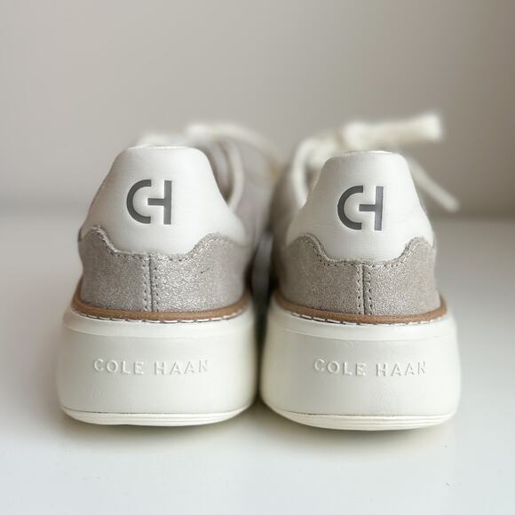 NEW* Cole Haan Women's Grandpro TopSpin Sneaker in Size 6 Metallic Gold $160 - Picture 4 of 7